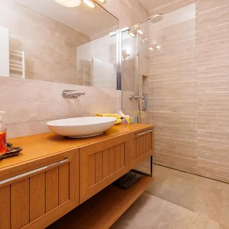 Lux House With Jacuzzy Holiday home