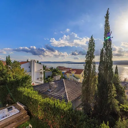 Holiday home Lux House With Jacuzzy Crikvenica